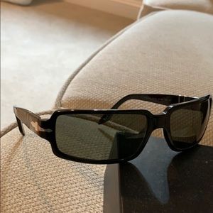 Persol mint men black sunglasses polarized